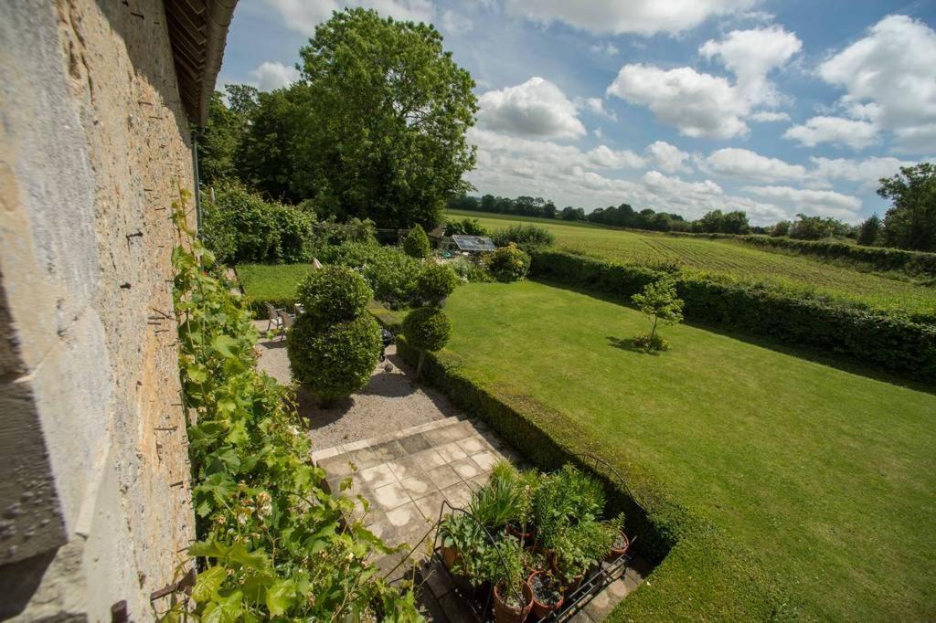 Chateau De Monfréville エクステリア 写真